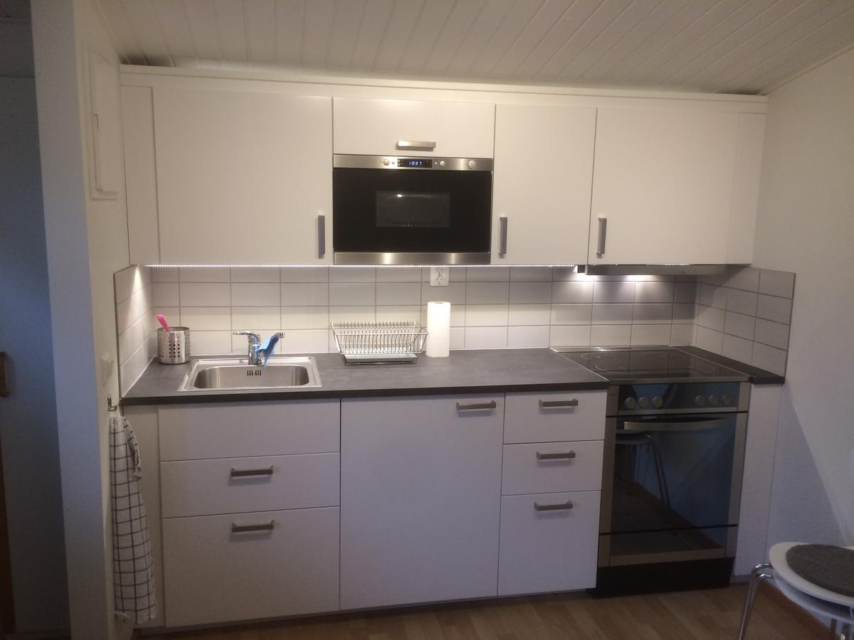 Lillstugan Falkoepingsvaegen * Broddetorp